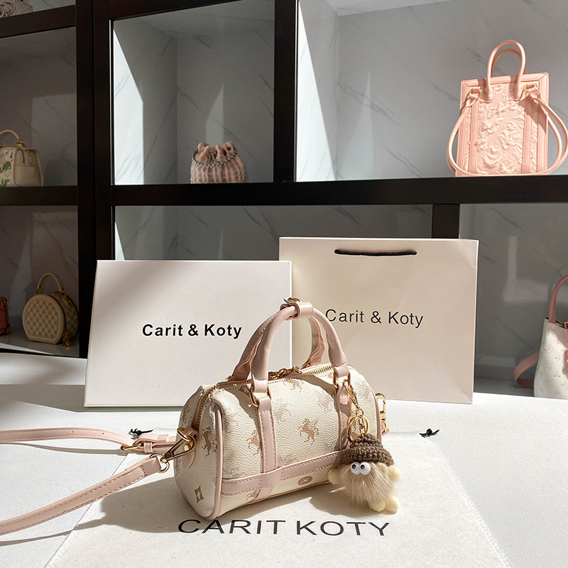 Luxury Brand Minimalist Elegan - Luxury Bags Paris review and price